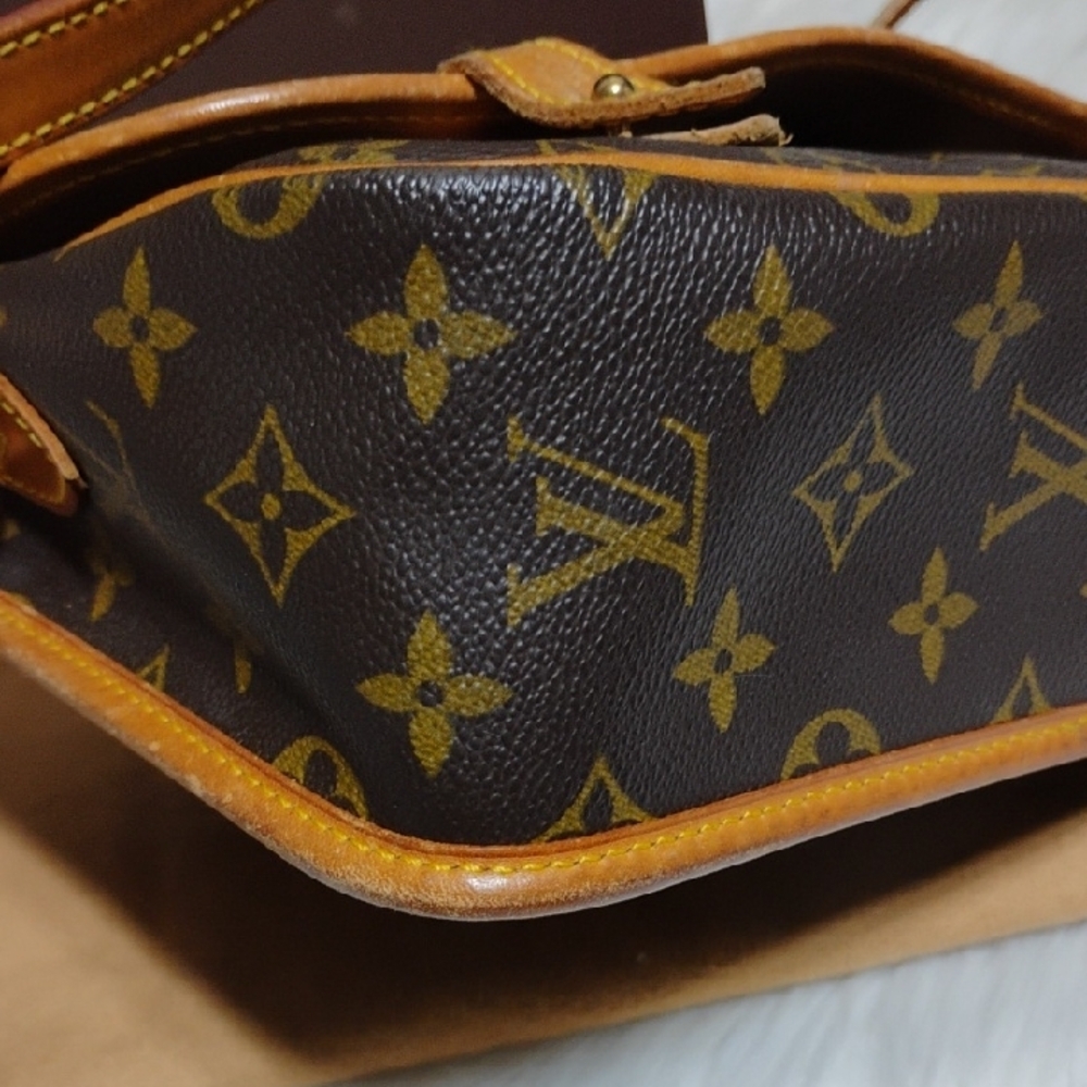SALE! Louis Vuitton Monogram Gibessier MM M42247 Shoulder Bag W Dust Bag & Box - Picture 6 of 16